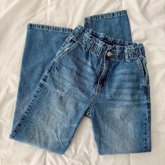 H&M Kids Elastic Waist Medium Wash Relaxed Fit Jeans Size 10-11 - Picture 1 of 9
